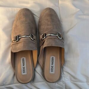 Steve Madden mules. Worn a few times. Size 8